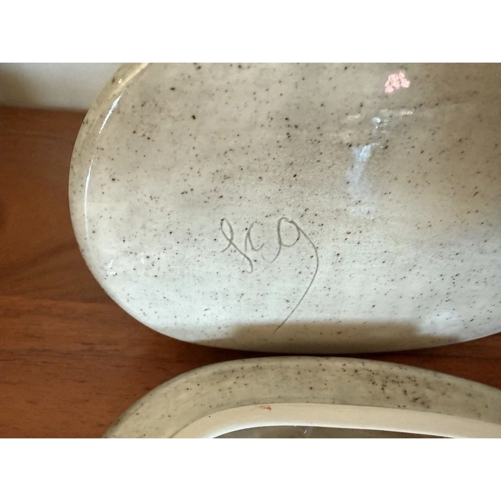 VTG Hershey Mold Trinket Box Jewelry Oval‎ Pioneers Log Cabin Ceramic 3D Signed